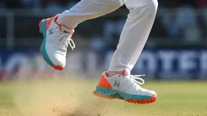 Heega Pegasus Cricket Shoes