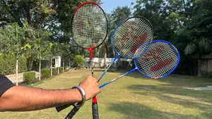 Heega batminton racket